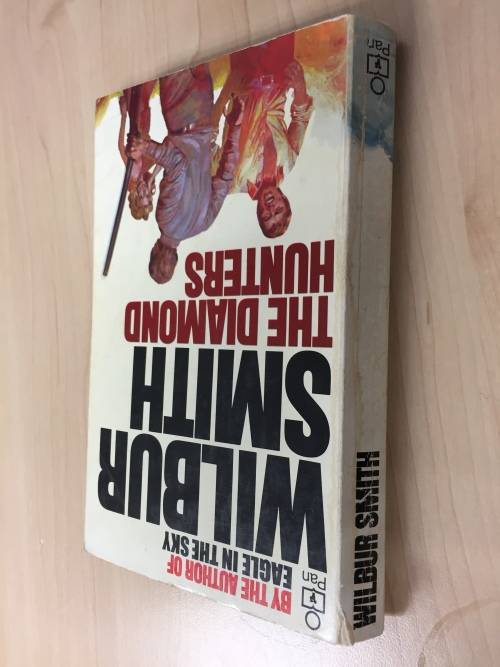 THE DIAMOND HUNTERS - WILBUR SMITH